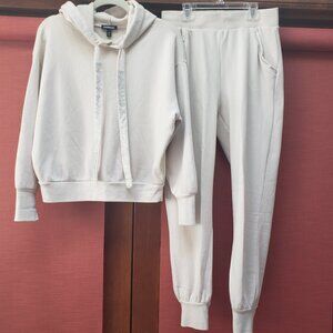 Express Cream Track Pants & Joggers